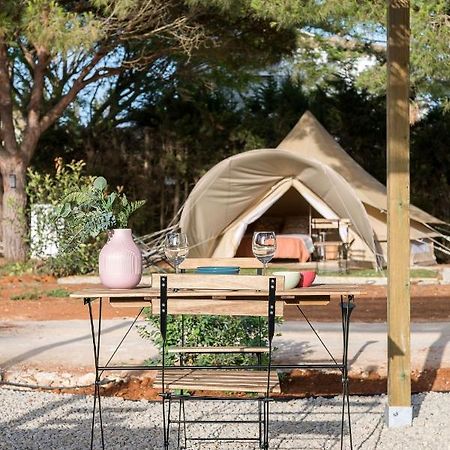 Отель Glamping La Mimosa Conil Кониль-де-ла-Фронтера Экстерьер фото