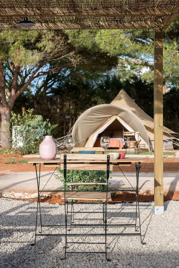 Отель Glamping La Mimosa Conil Кониль-де-ла-Фронтера Экстерьер фото